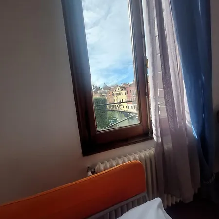 Ponte San Lorenzo 公寓