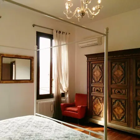 Apartament Ponte San Lorenzo
